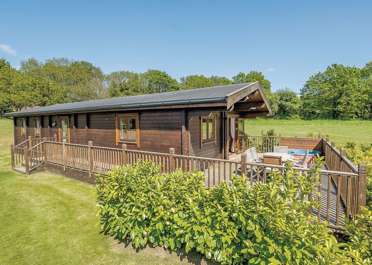Deben Lodge